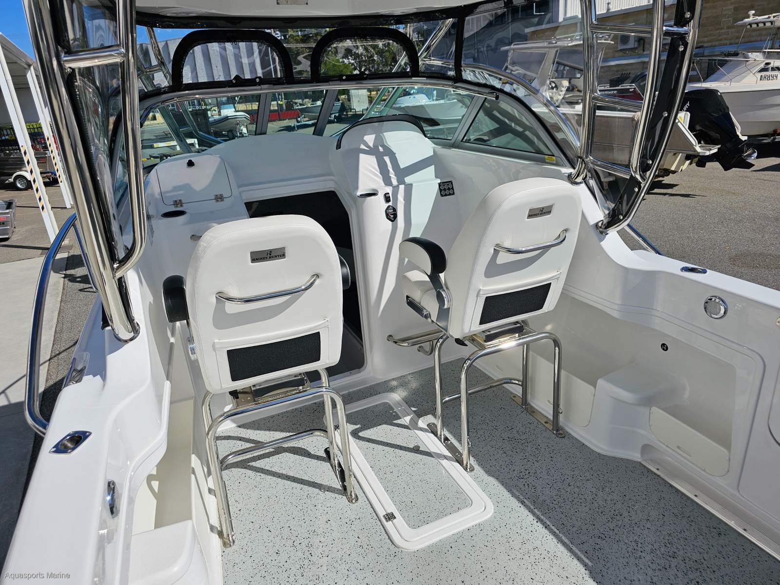 2025 HAINES HUNTER 625 OFFSHORE CRUISER