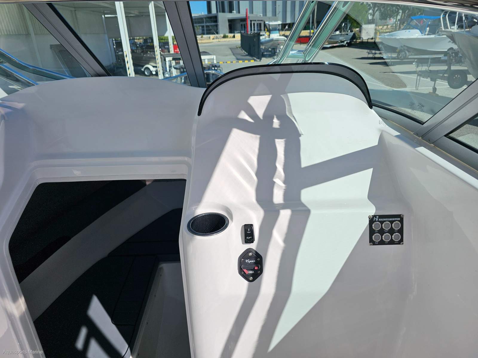 2025 HAINES HUNTER 625 OFFSHORE CRUISER