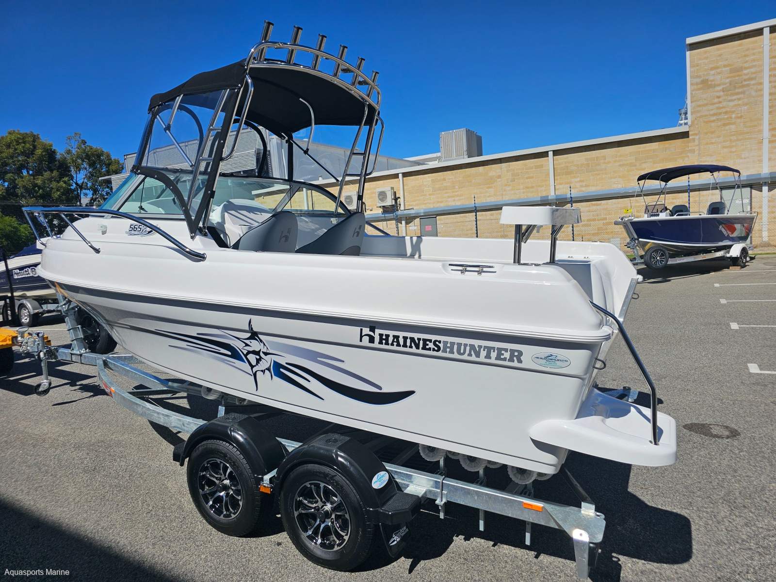 2026 HAINES HUNTER 565 R-SERIES RUNABOUT