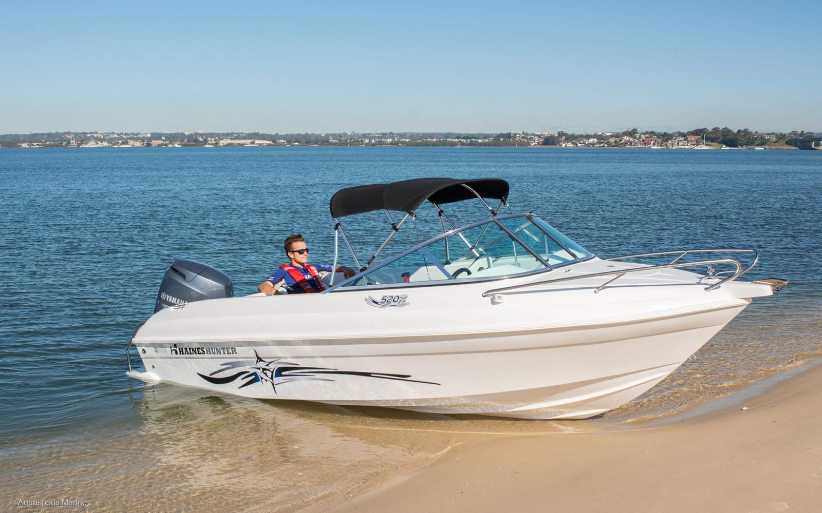 2026 HAINES HUNTER 520 R-SERIES RUNABOUT