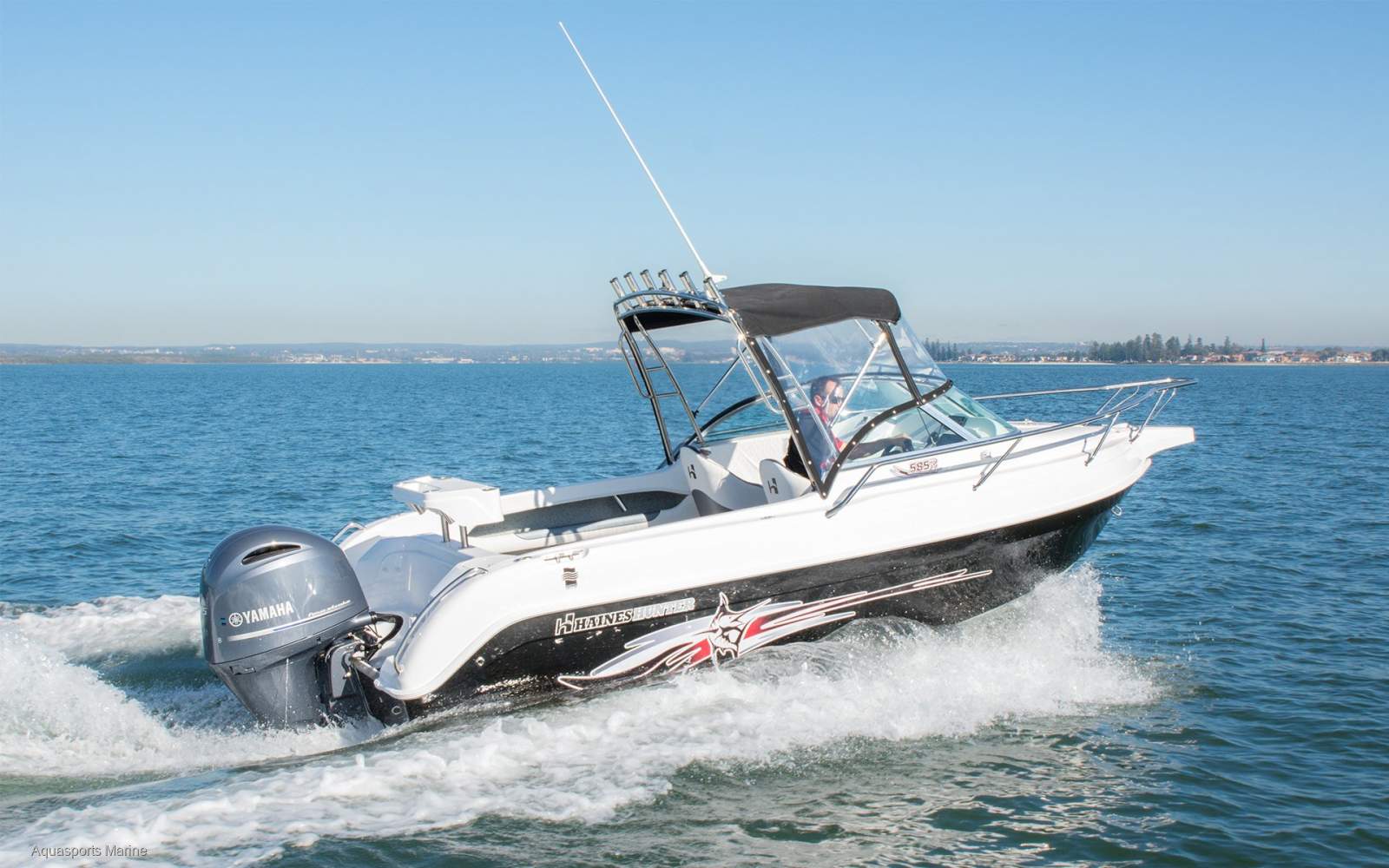 2026 HAINES HUNTER 585 R-SERIES RUNABOUT