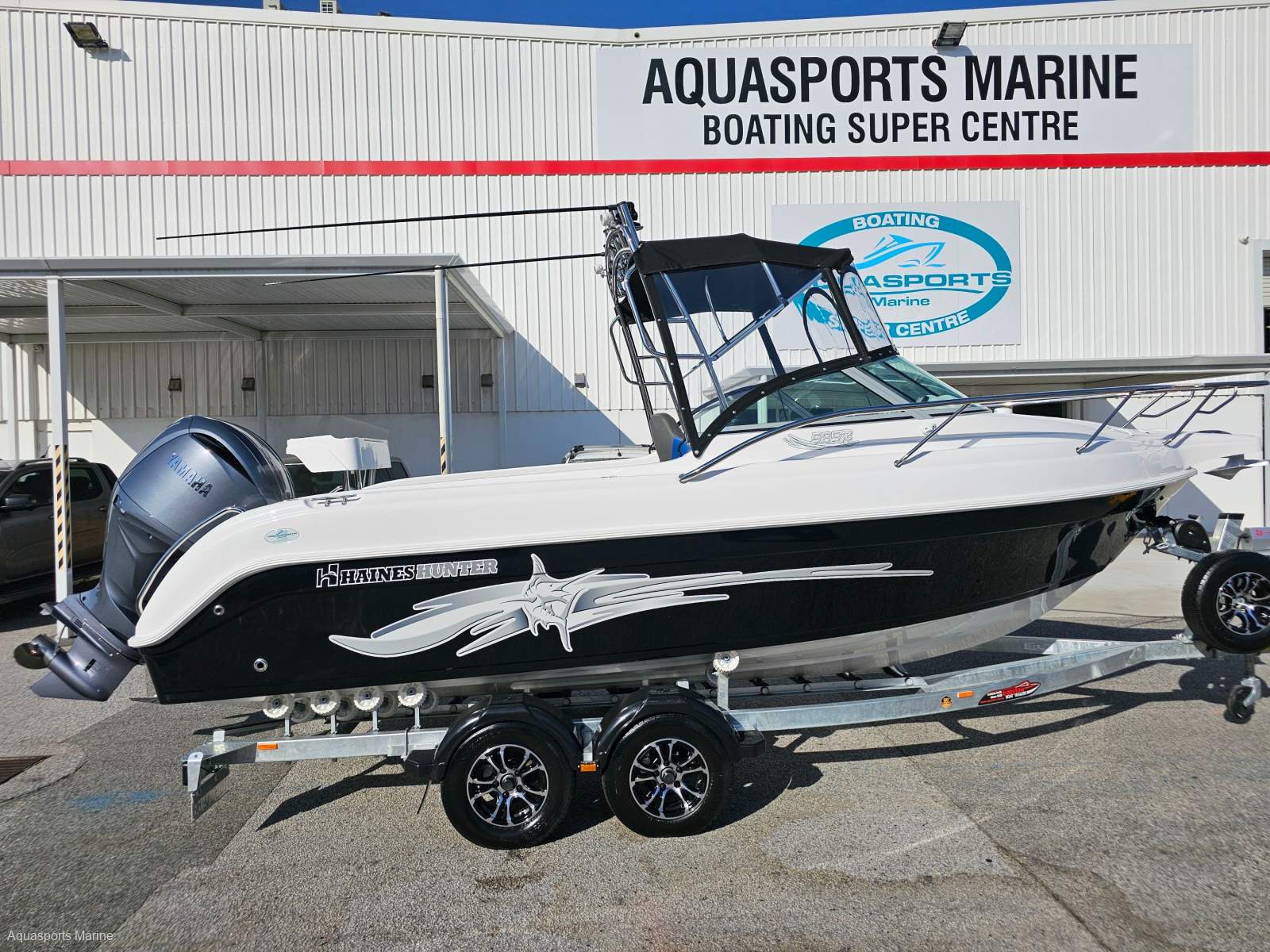 2026 HAINES HUNTER 585 R-SERIES RUNABOUT