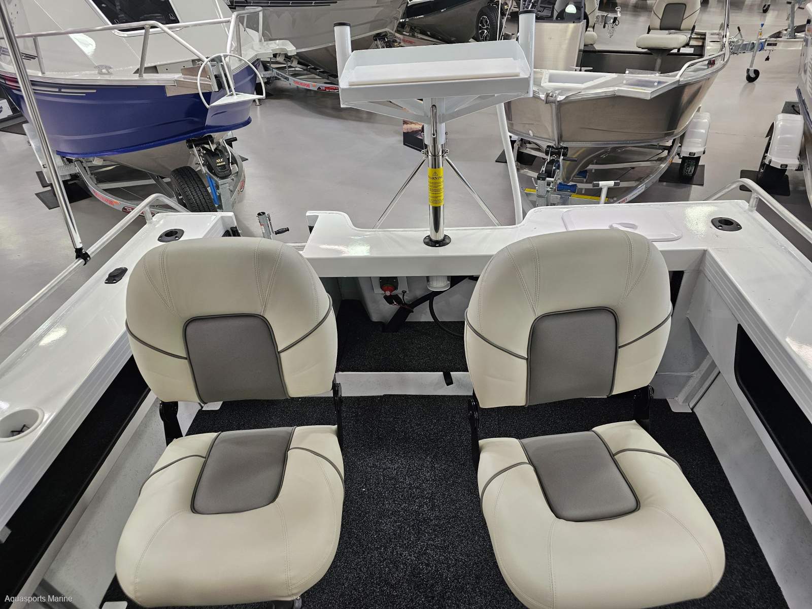 2025 QUINTREX 540 TOP ENDER PRO FISHER