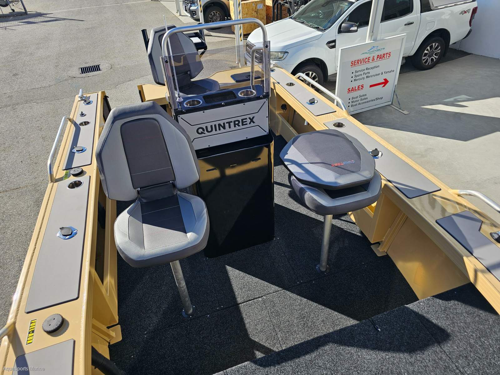 2025 QUINTREX 610 TERRITORY LEGEND BOWRIDER