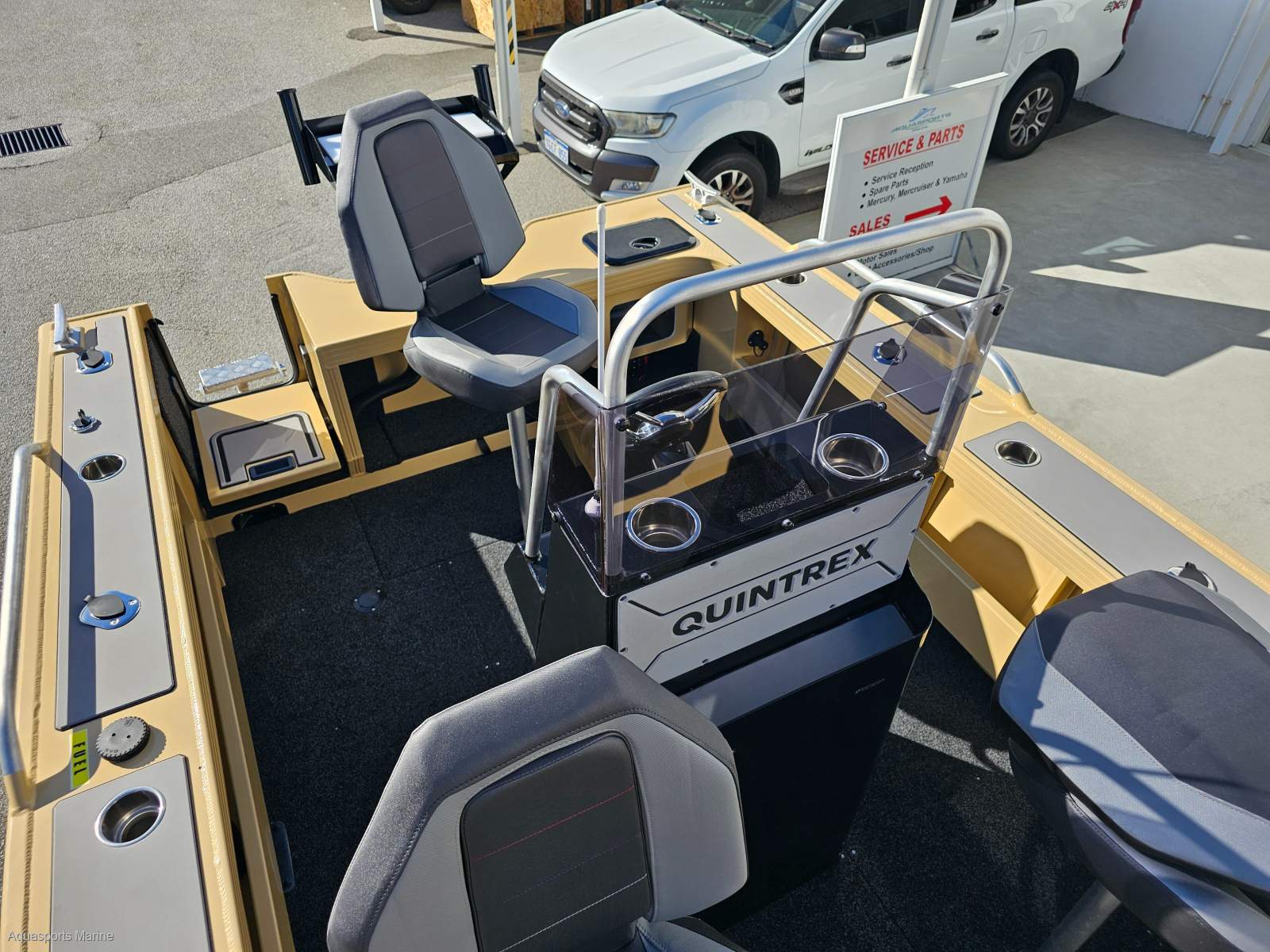 2025 QUINTREX 610 TERRITORY LEGEND BOWRIDER