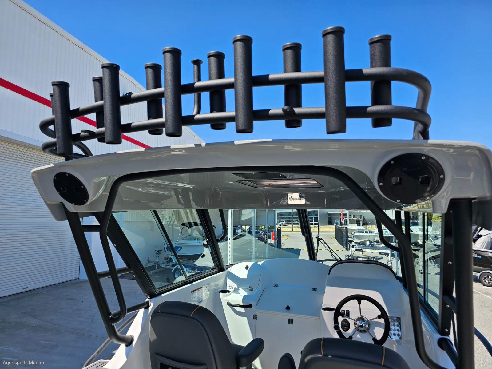 2017 HAINES HUNTER 675 ENCLOSED LIMITED BLACK OUT EDITION OFFSHORE FISHER