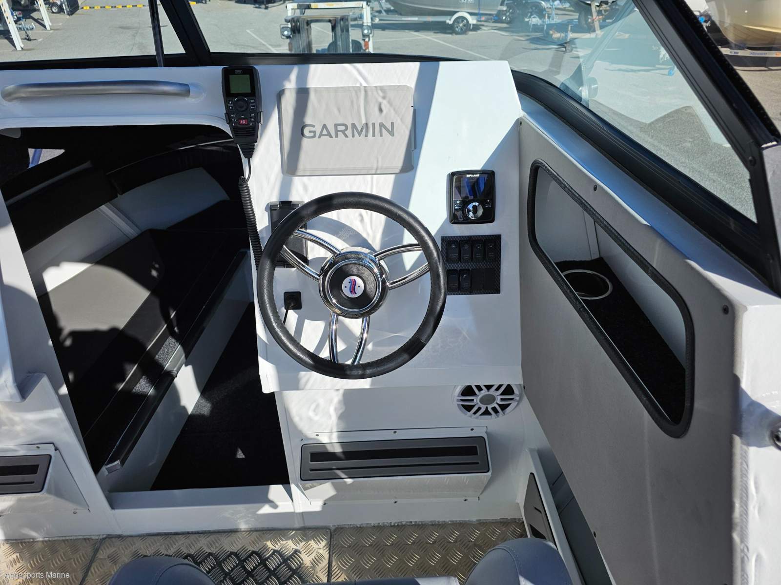 2025 QUINTREX 610 TRIDENT OFFSHORE FISHER