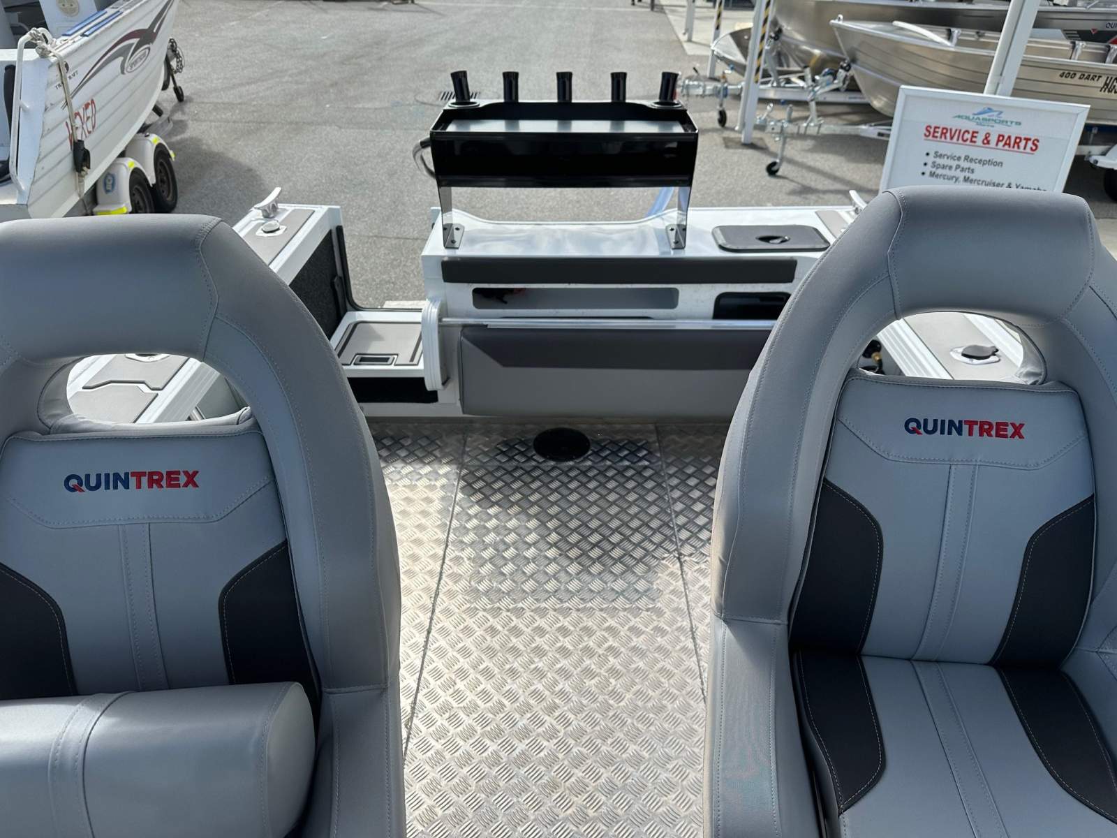 QUINTREX 660 TRIDENT OFFSHORE FISHER