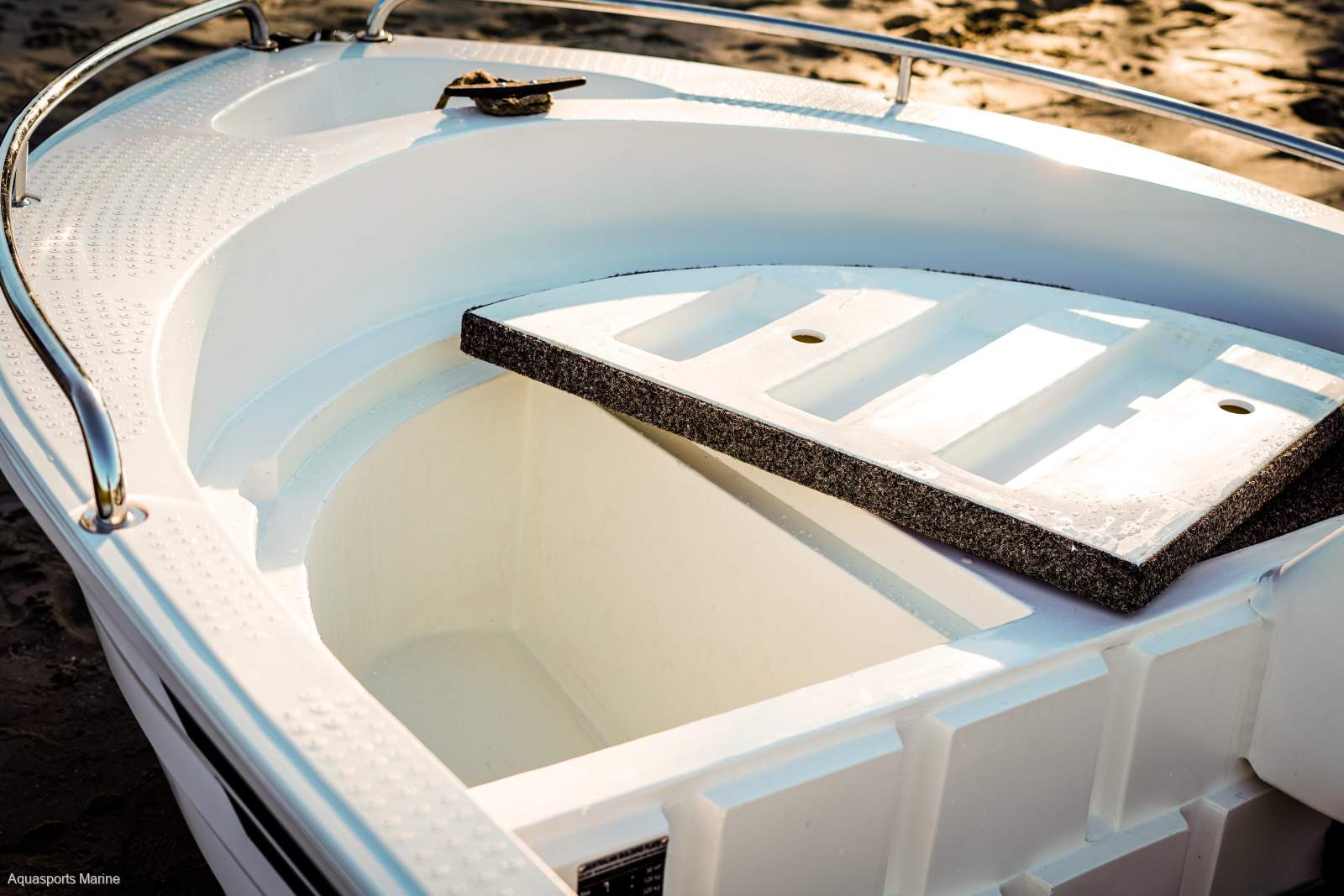2026 POLYCRAFT CHALLENGER 4.10M SIDE CONSOLE V-PUNT