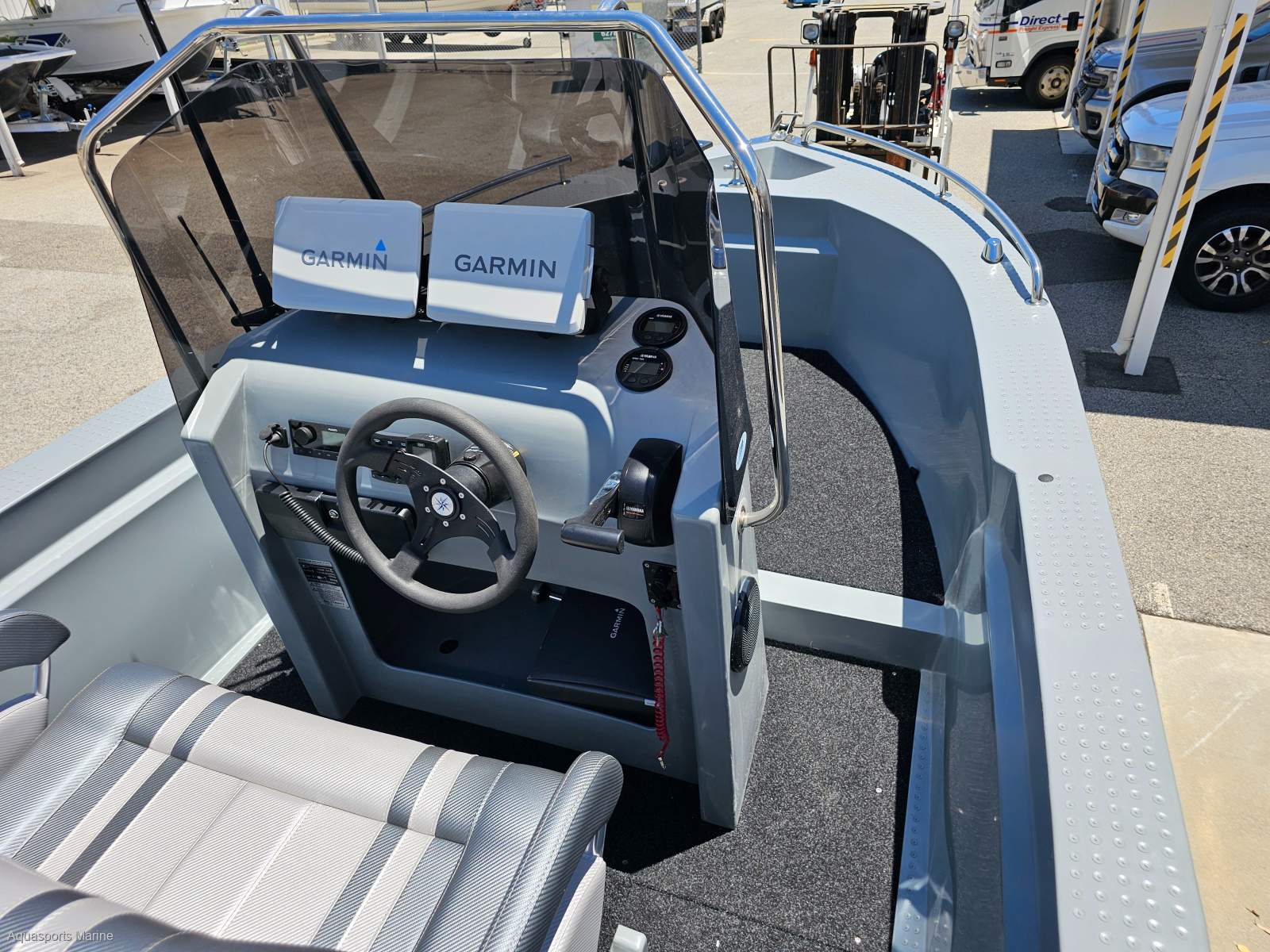 2026 POLYCRAFT WARRIOR 5.30M CENTRE CONSOLE
