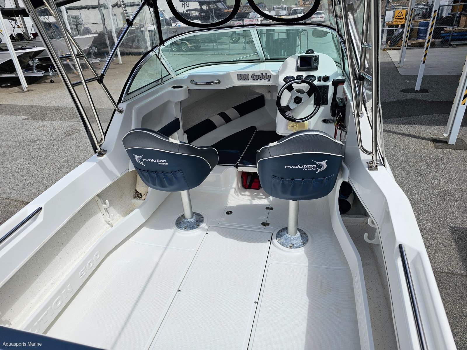 2016 EVOLUTION BOATS (F/Glass) 500 CUDDY CUDDY CABIN