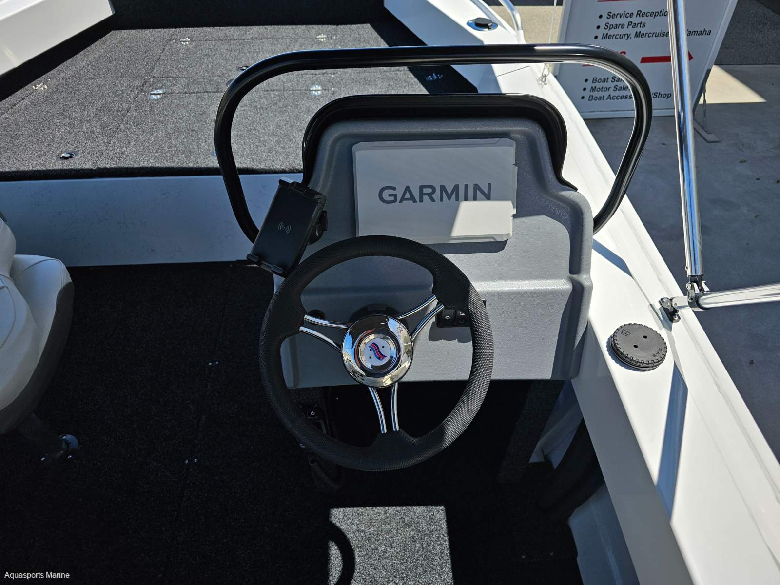 2026 QUINTREX 510 FRONTIER SIDE CONSOLE