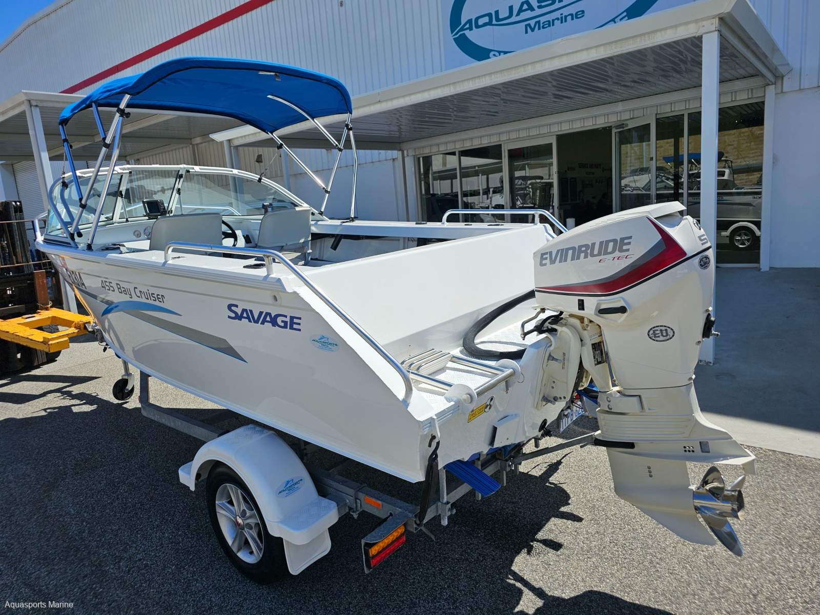 2014 SAVAGE 455 BAYCRUISER RUNABOUT