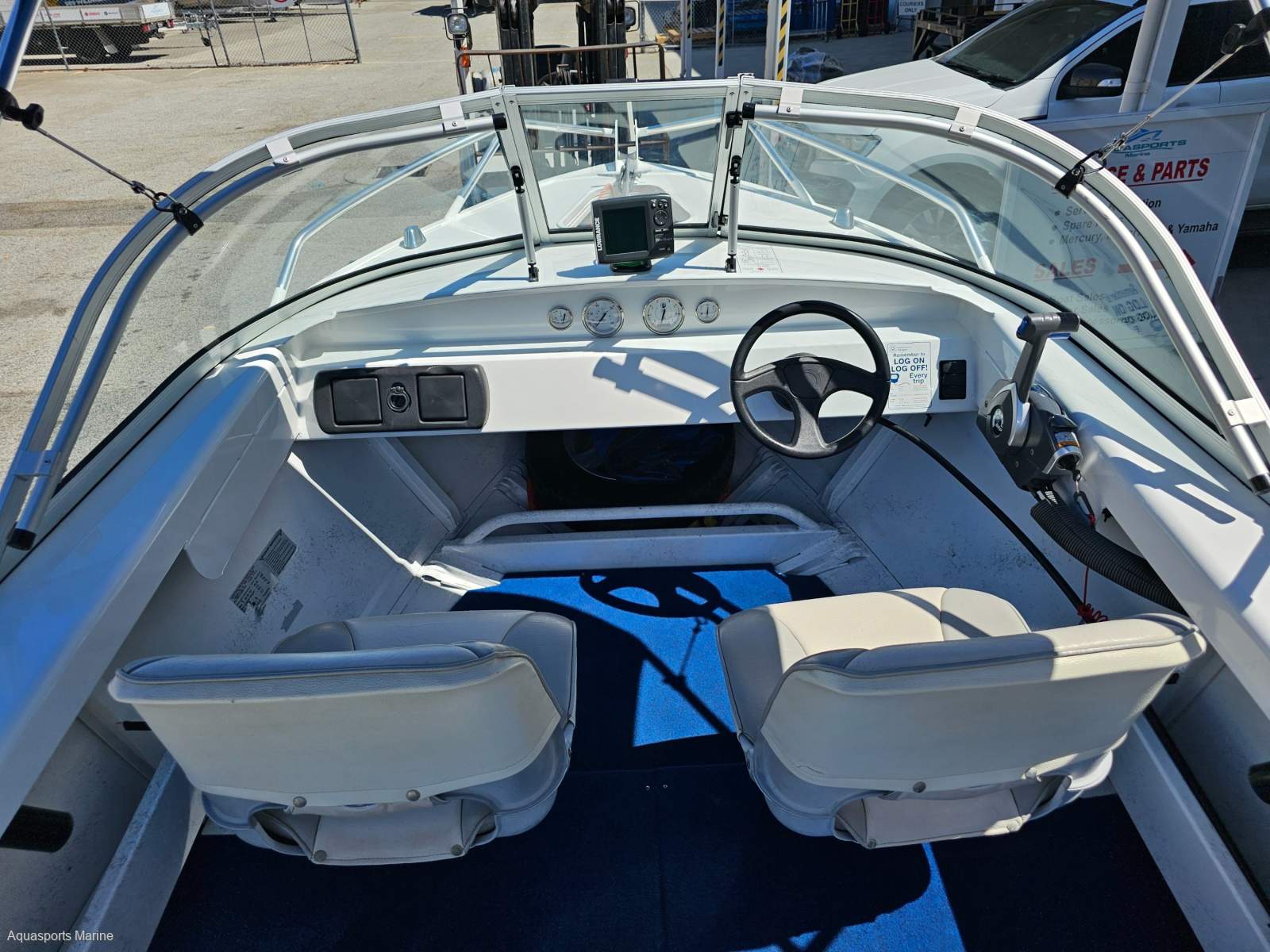 2014 SAVAGE 455 BAYCRUISER RUNABOUT