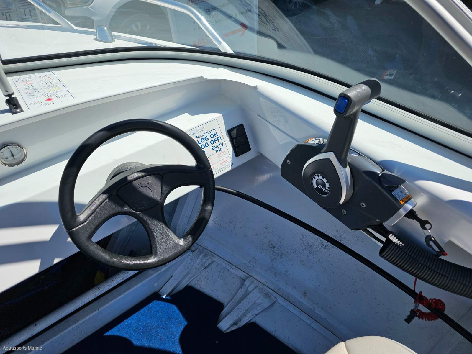 2014 SAVAGE 455 BAYCRUISER RUNABOUT