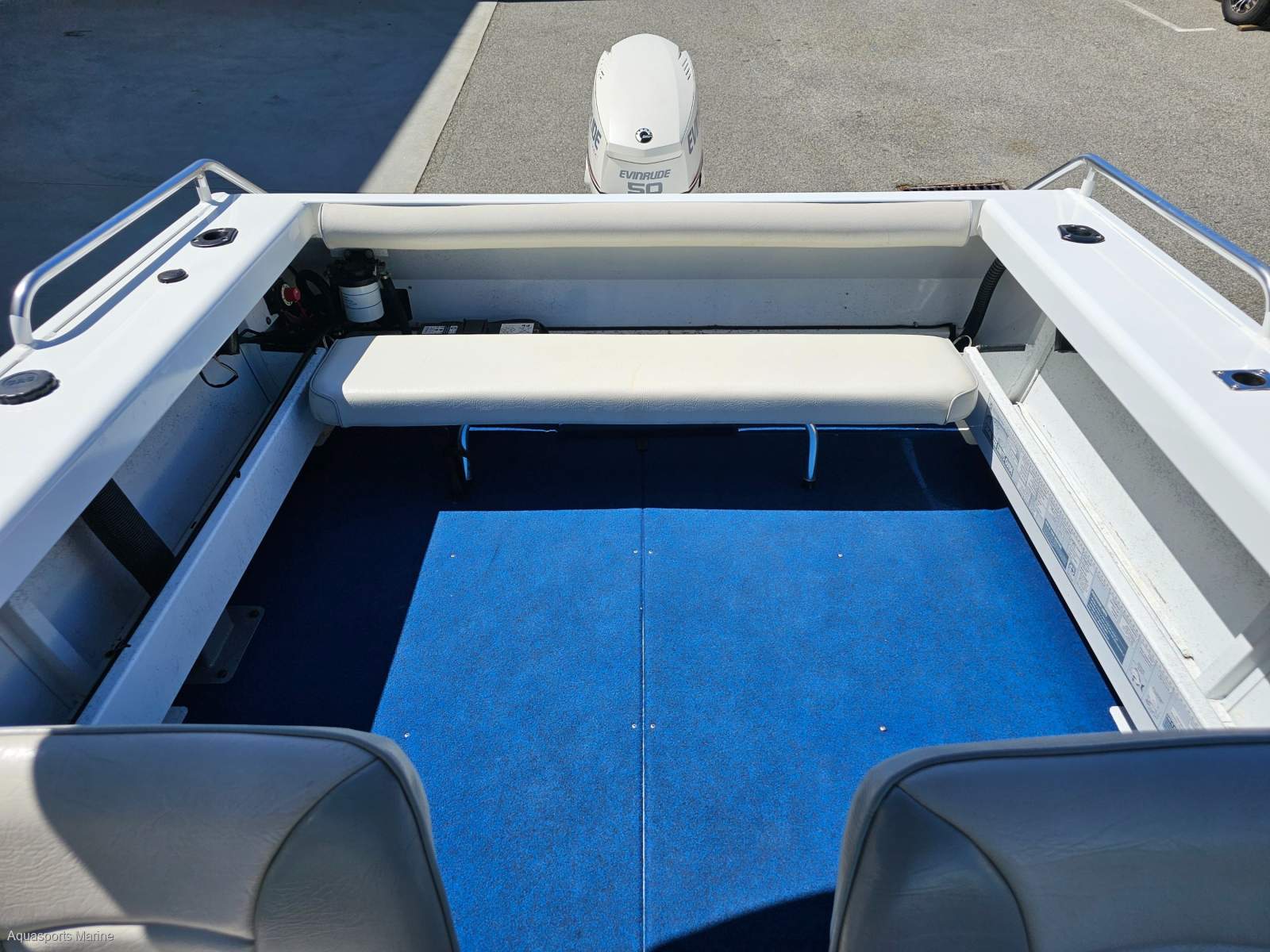 2014 SAVAGE 455 BAYCRUISER RUNABOUT