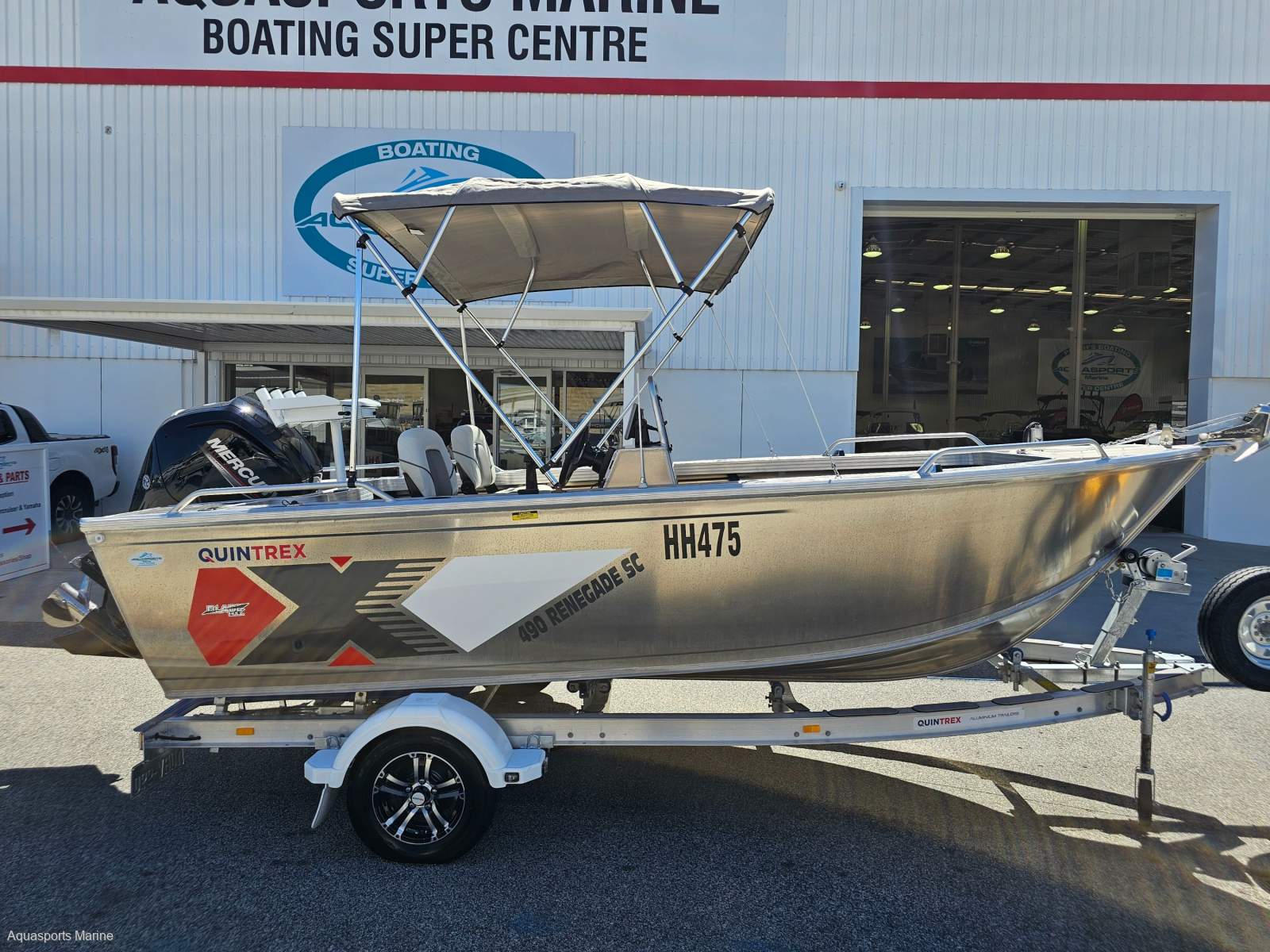 2026 QUINTREX 490 RENEGADE SC SIDE CONSOLE