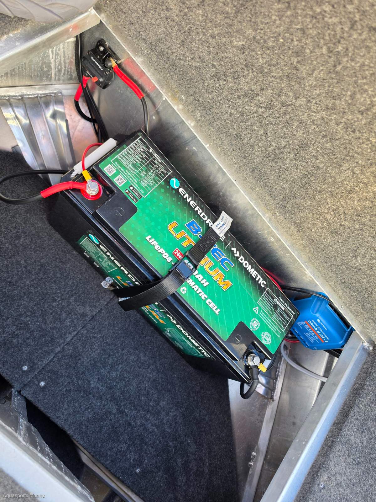 2024 QUINTREX 460 RENEGADE SIDE CONSOLE
