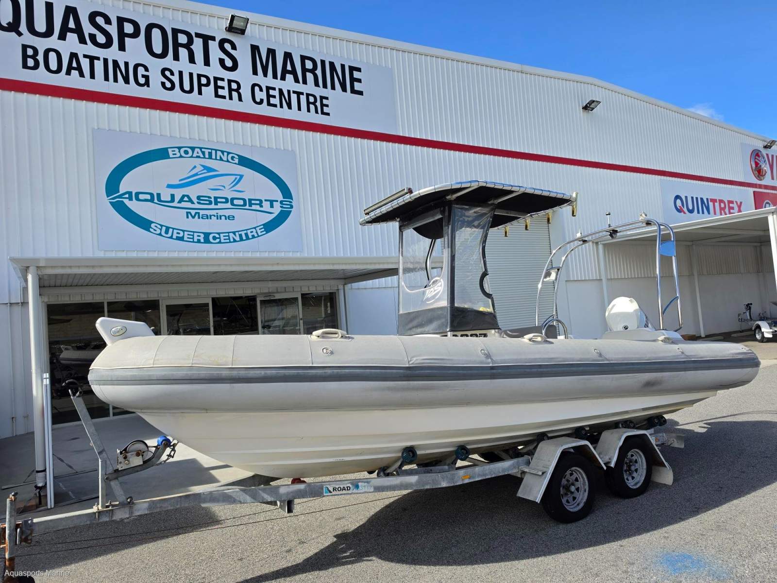 2010 SILVER MARINE PHOENIX 660 RIB