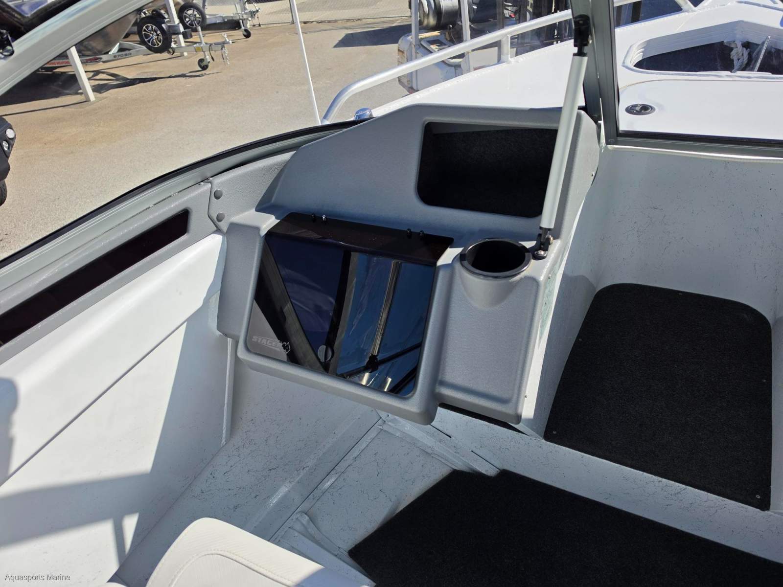 2022 STACER 519 SEA RANGER SIDE CONSOLE