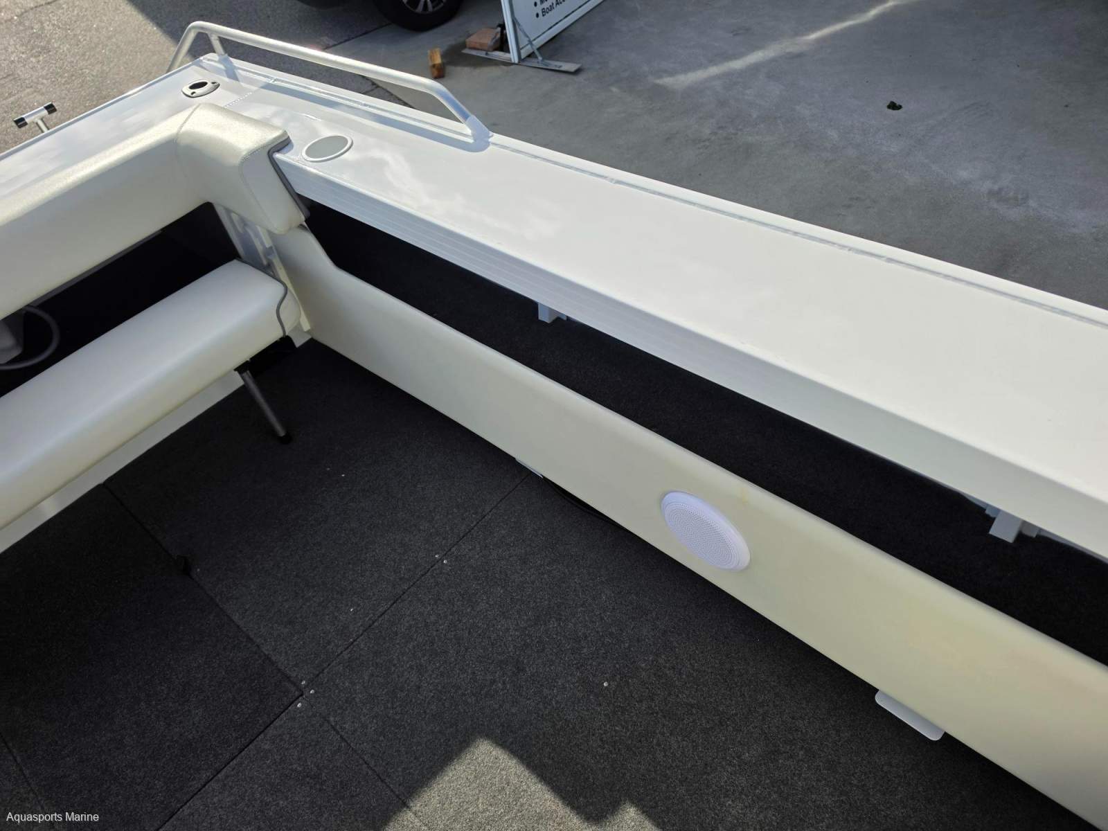2025 QUINTREX 590 FRONTIER CENTRE CONSOLE