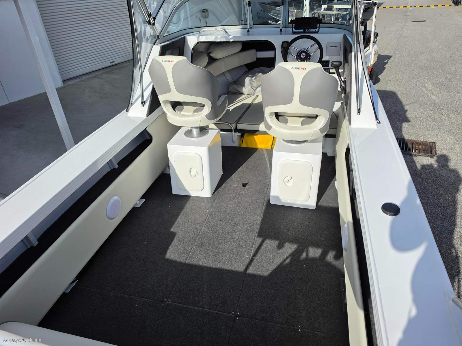 2025 QUINTREX 590 FRONTIER CENTRE CONSOLE