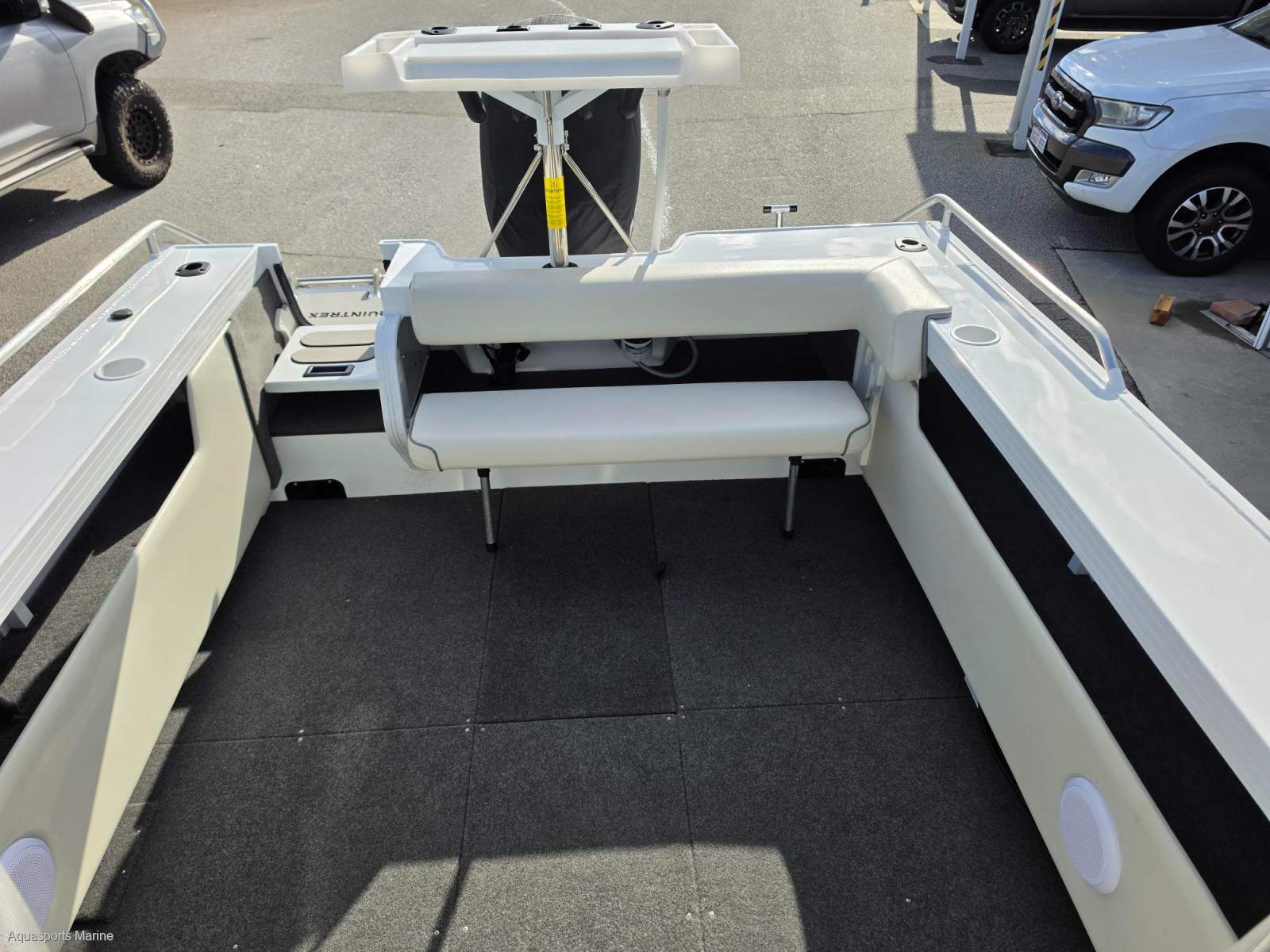 2025 QUINTREX 590 FRONTIER CENTRE CONSOLE