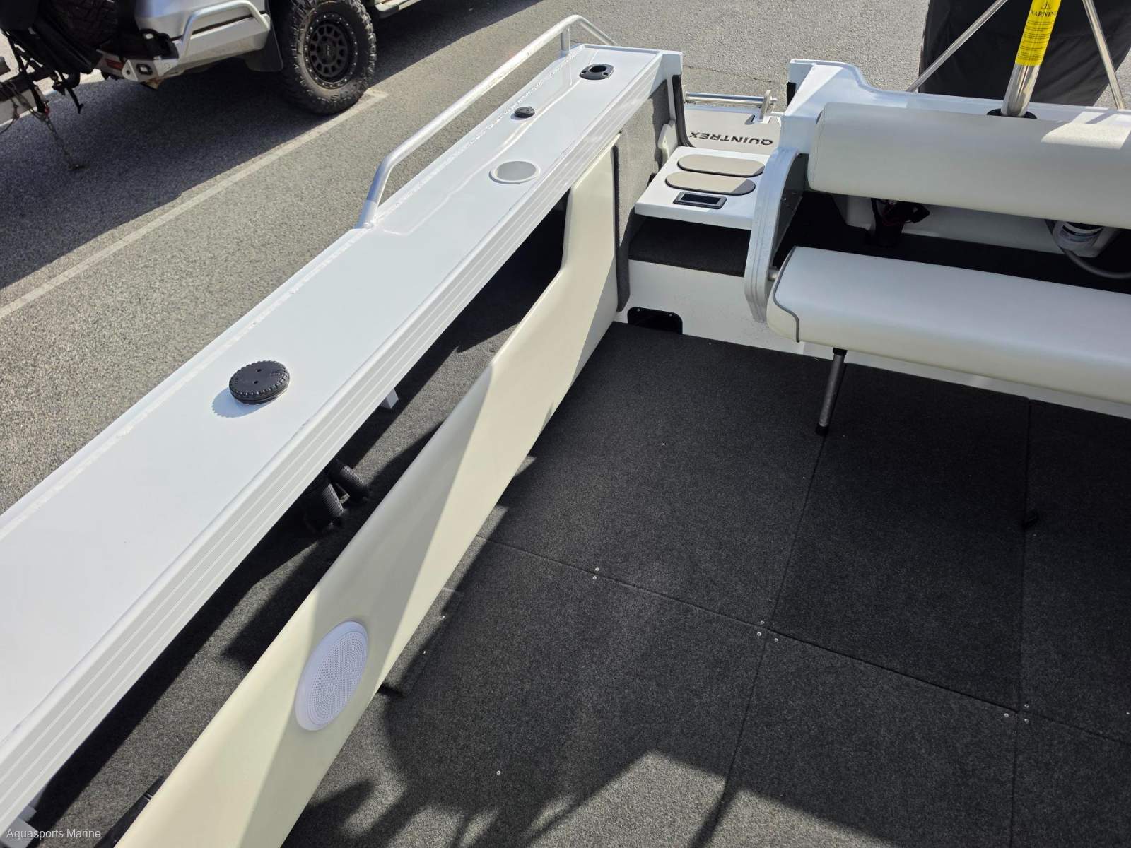 2025 QUINTREX 590 FRONTIER CENTRE CONSOLE