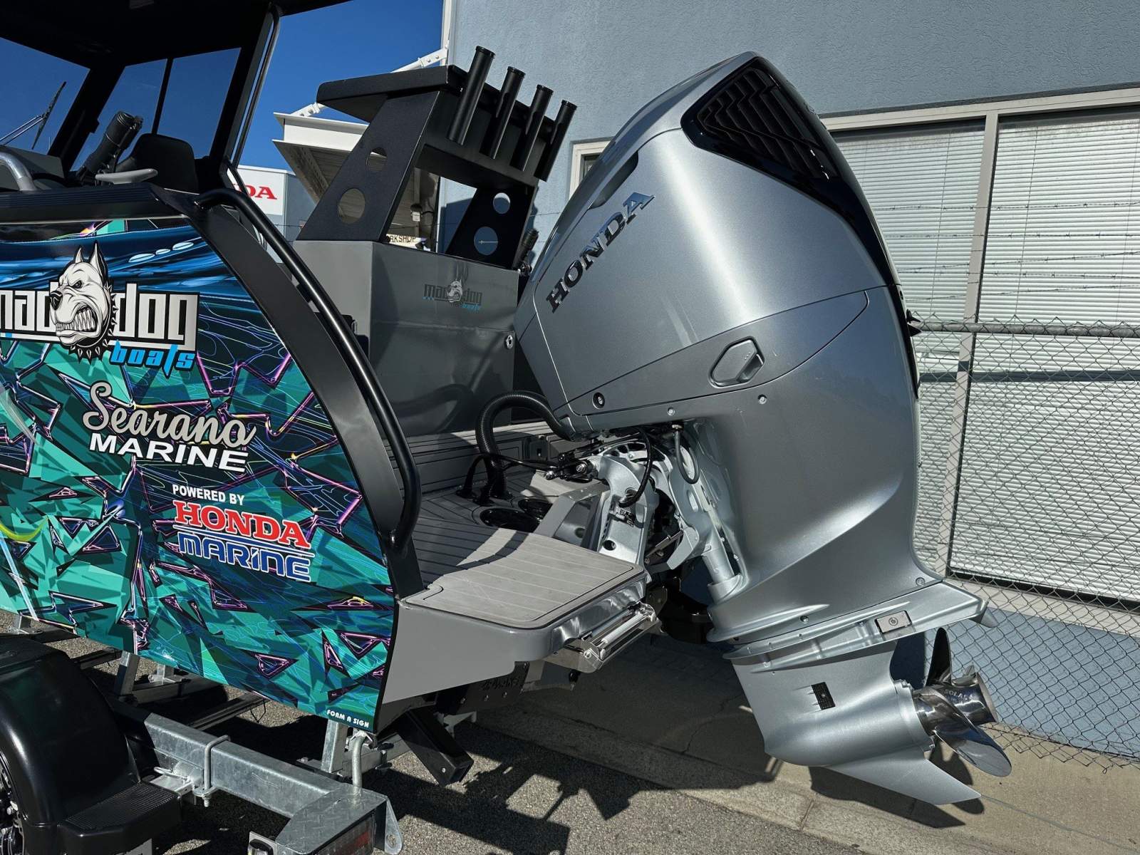 2025 MAD DOG BOATS 710 SPORTS HARDTOP