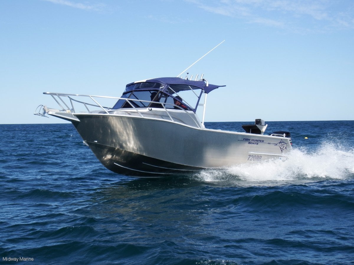 FISH HUNTER 720 RB EXCEL RUNABOUT