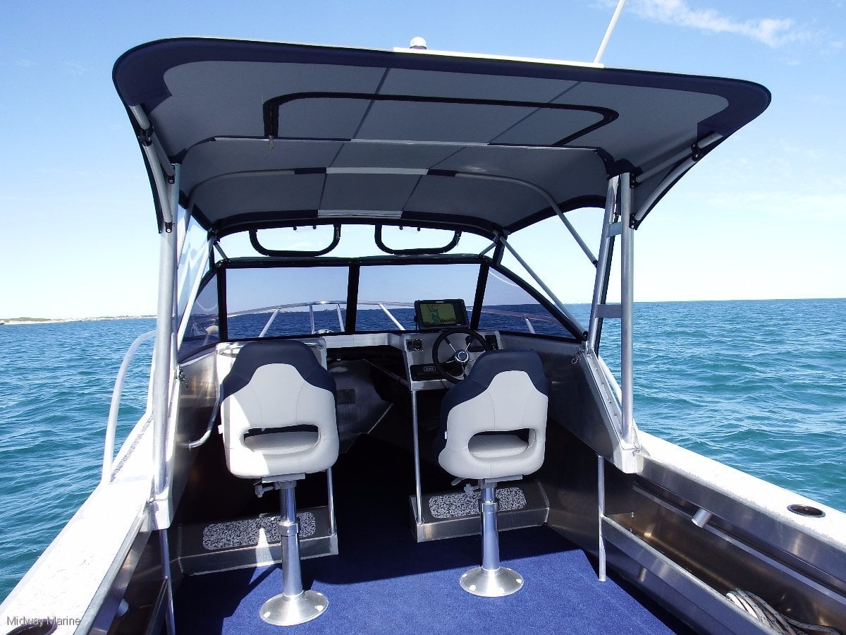 FISH HUNTER 720 RB EXCEL RUNABOUT