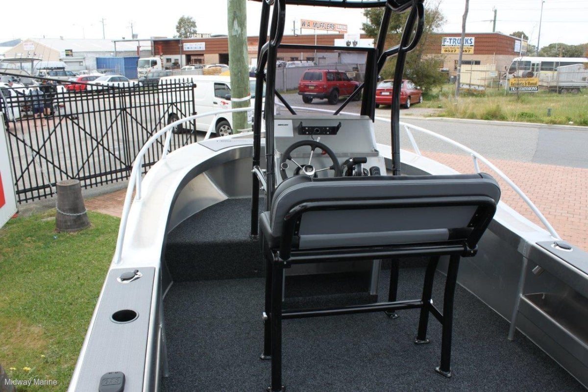 2020 FISH HUNTER 550CC FISHERMAN