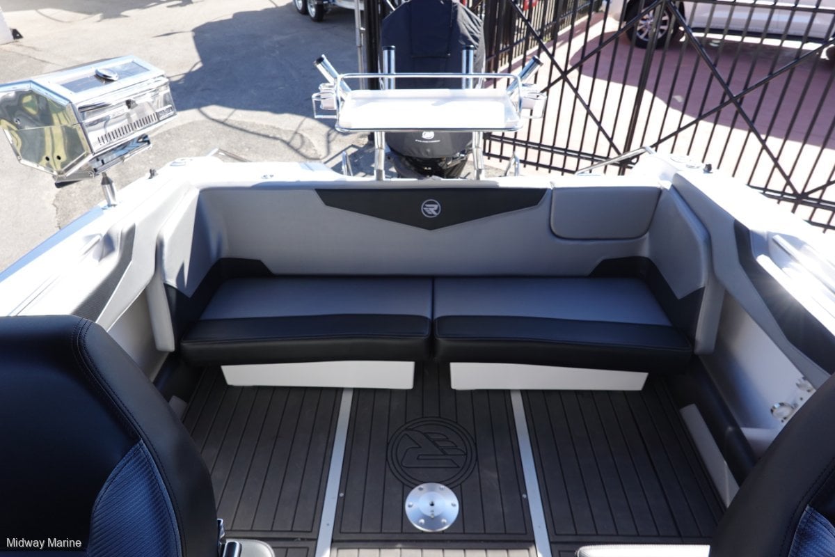 REVIVAL 640 WEEKENDER