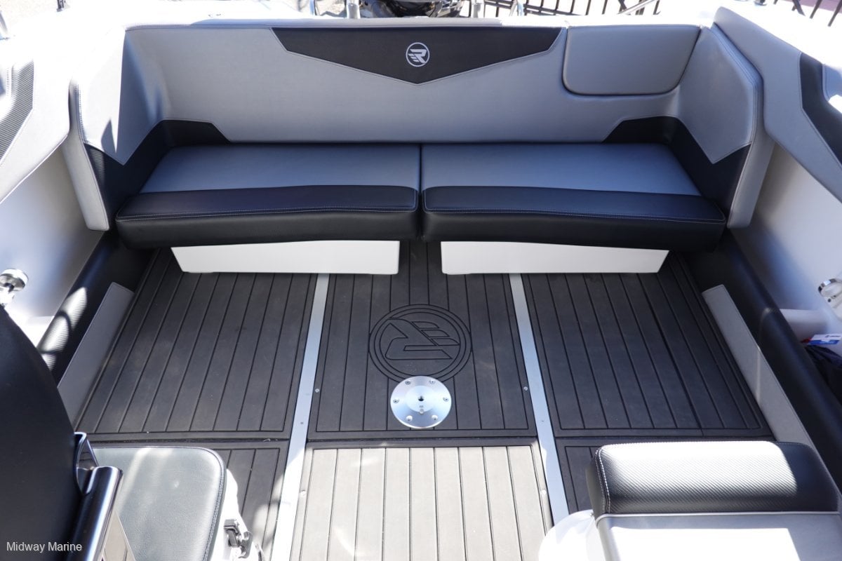 REVIVAL 640 WEEKENDER