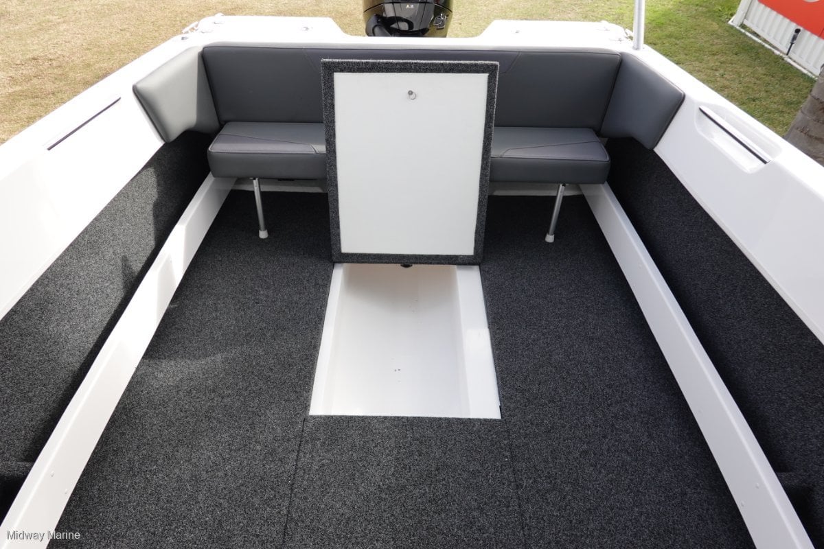 REVIVAL 520 OFFSHORE BOWRIDER
