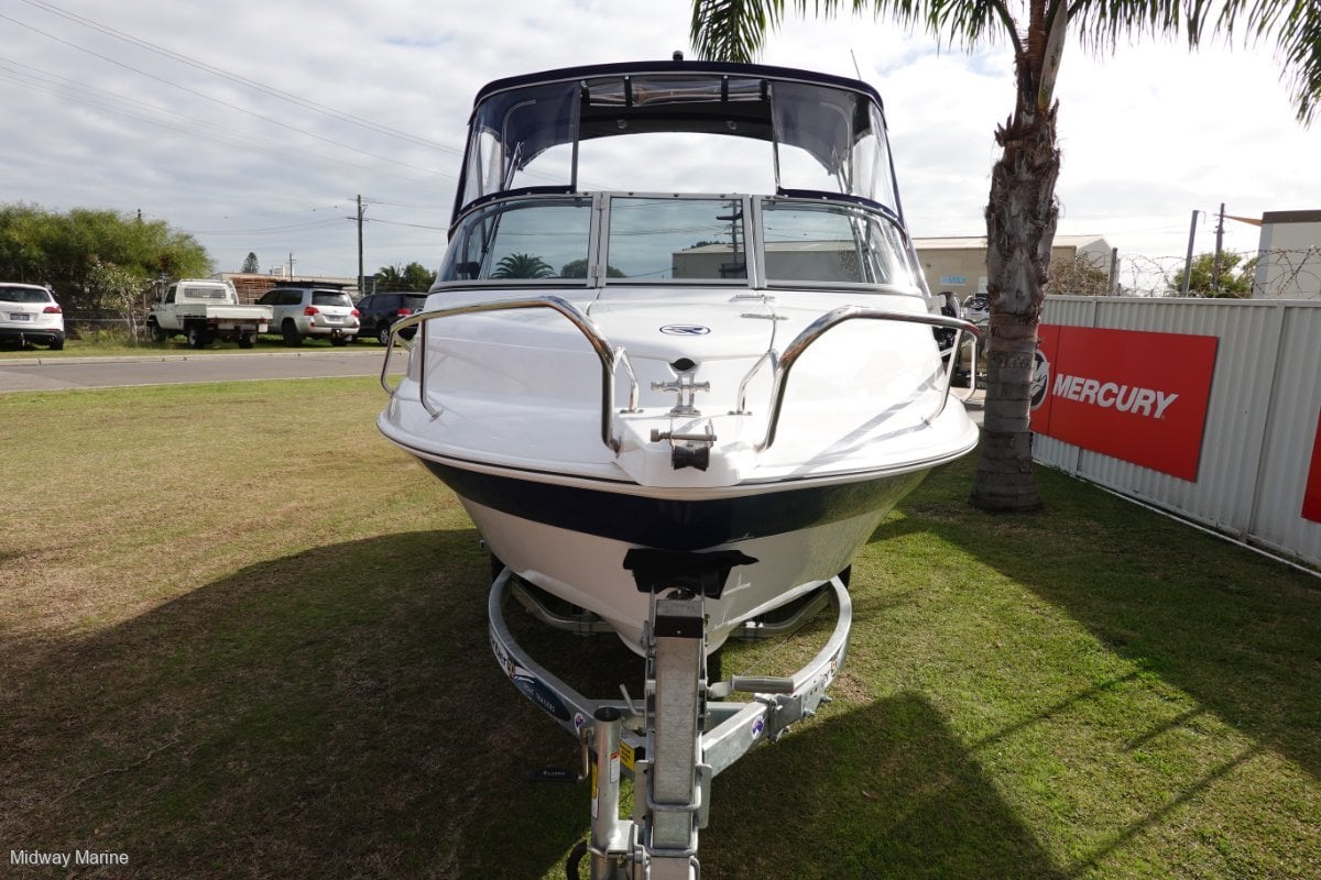 REVIVAL 520 OFFSHORE BOWRIDER