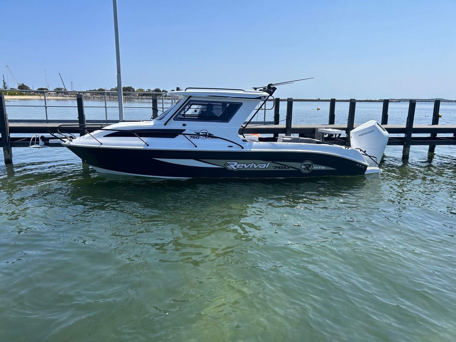 2025 REVIVAL 760 HTE CRUISER