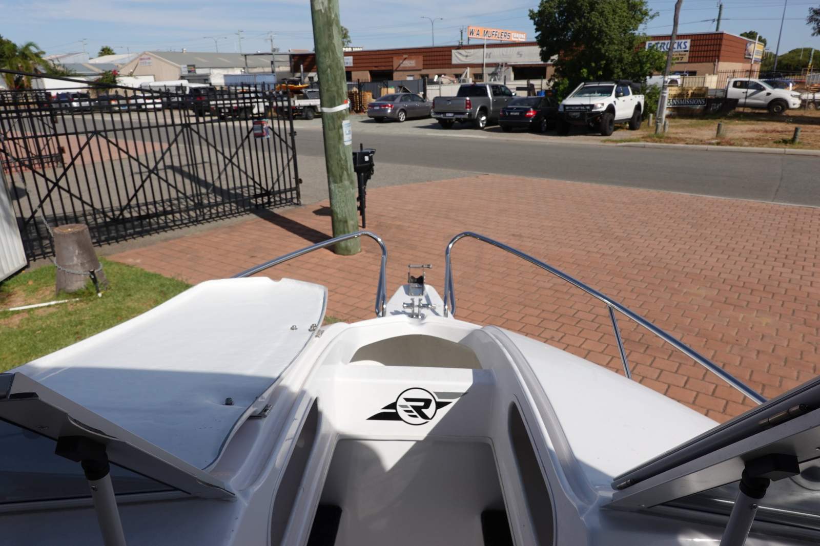 REVIVAL 520 OFFSHORE BOWRIDER