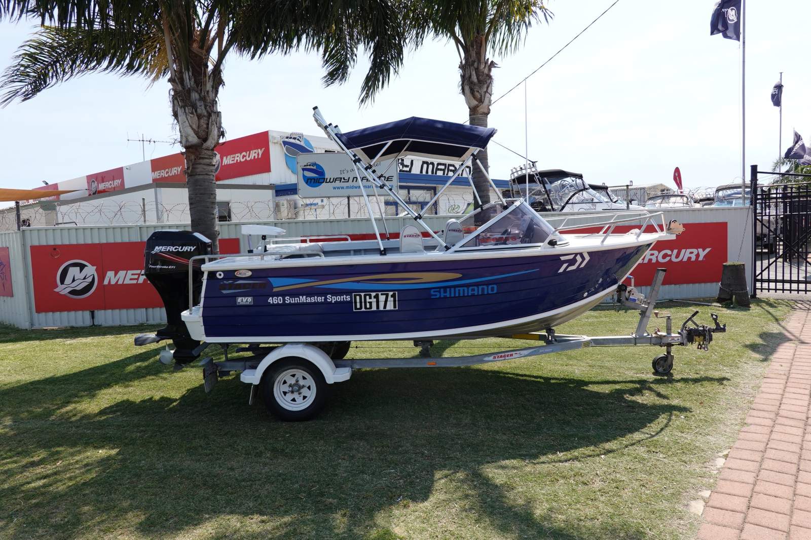 2005 STACER 460 SUN MASTER RUNABOUT