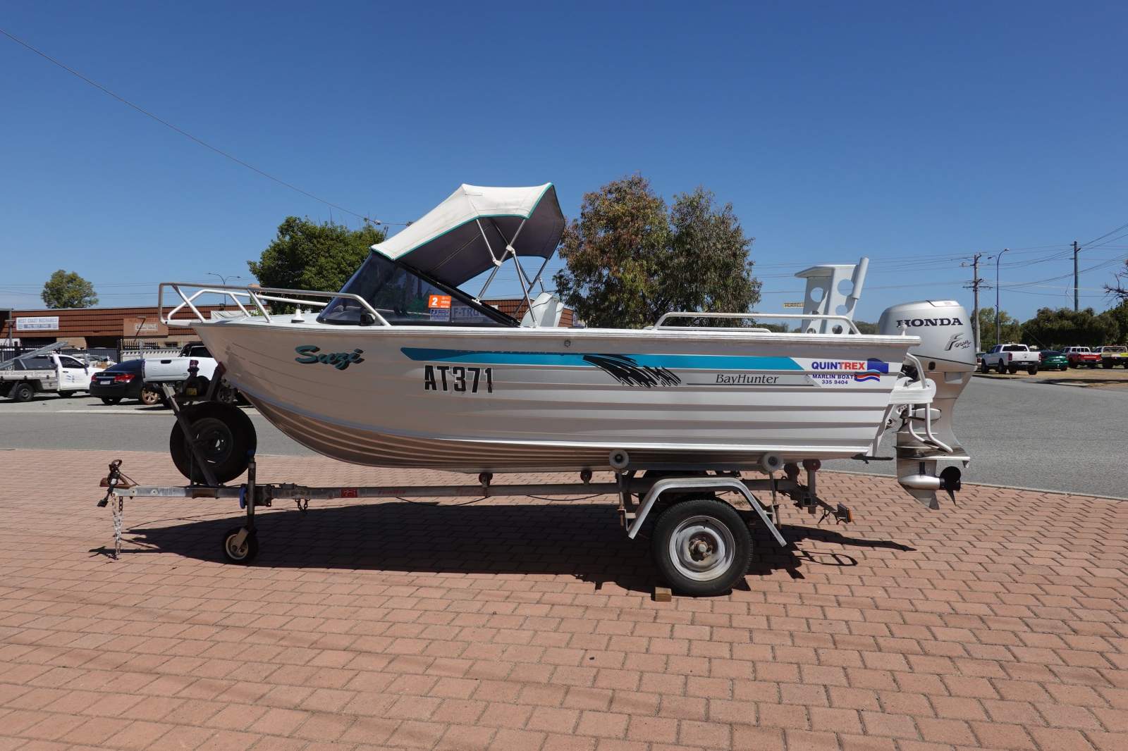QUINTREX 475 BAY HUNTER
