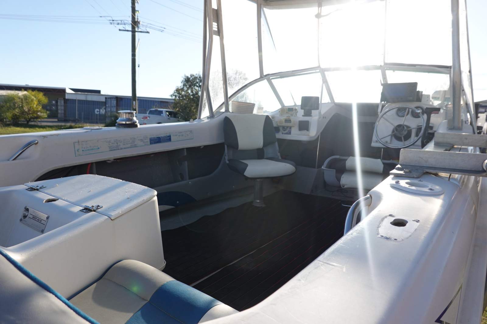 SAVAGE 480 CENTURIAN CUDDY CABIN