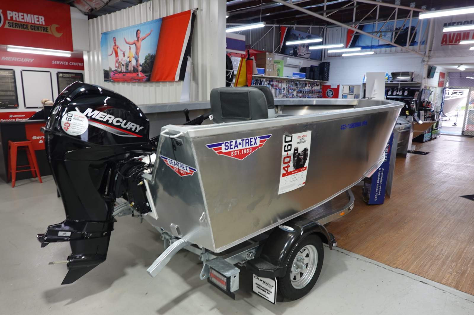 2026 SEA-TREX 432 FISHERMAN DINGHY