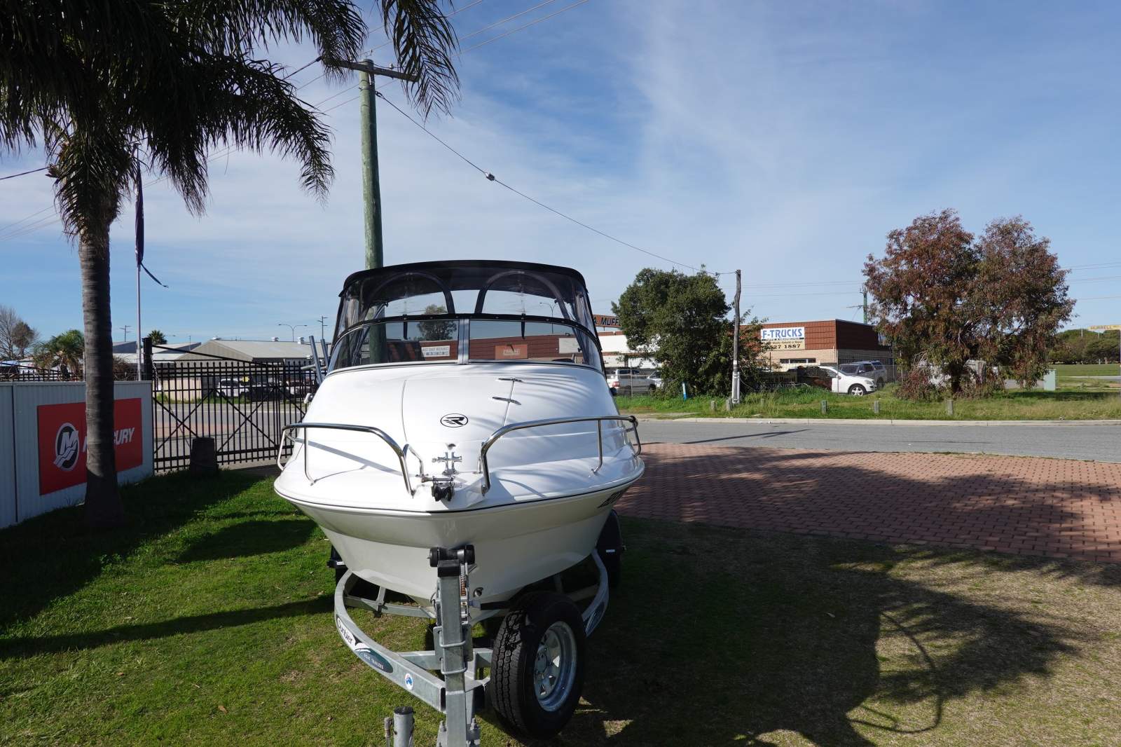 2017 REVIVAL 525 DELUXE CRUISER