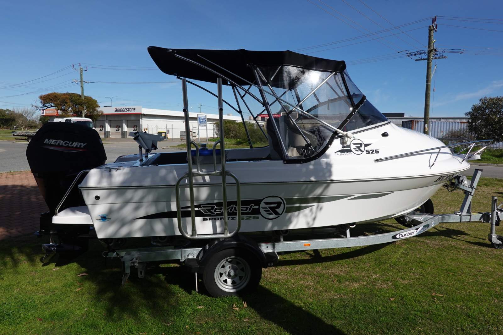 2017 REVIVAL 525 DELUXE CRUISER