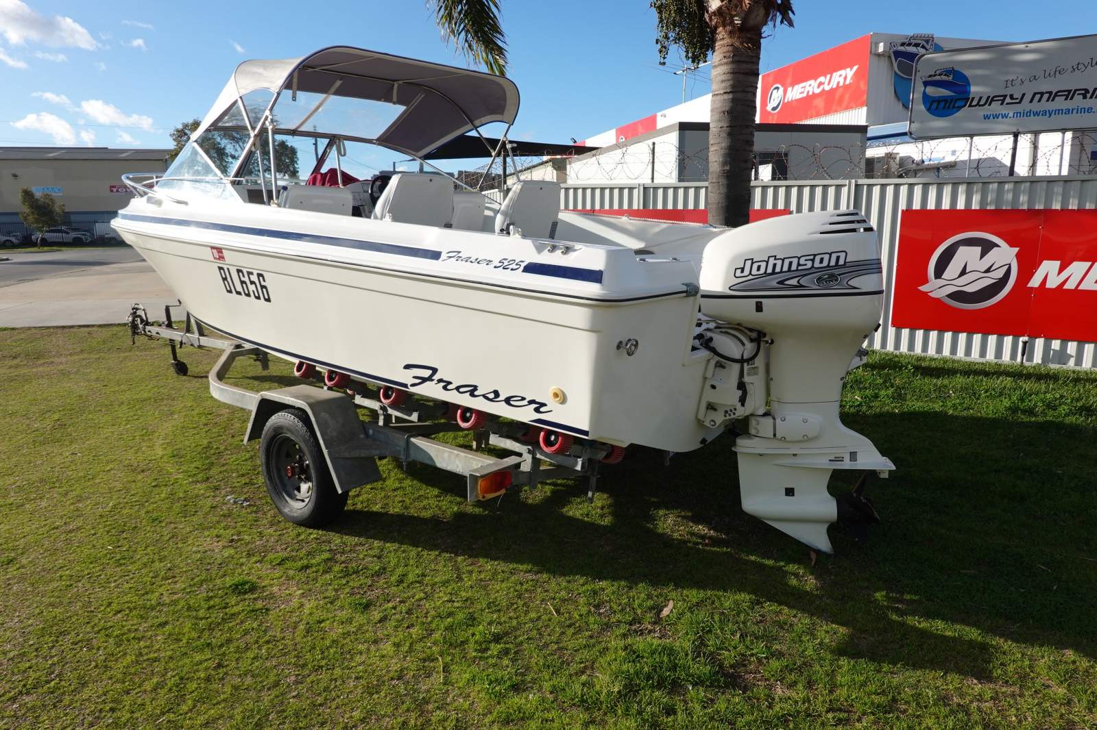 2004 FRASER 525 RUNABOUT