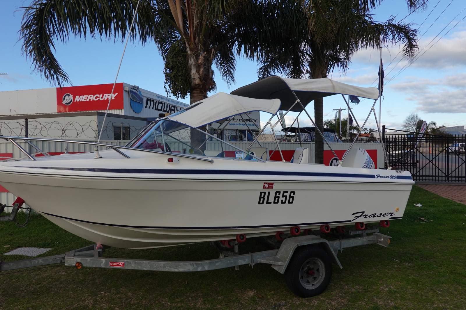 2004 FRASER 525 RUNABOUT