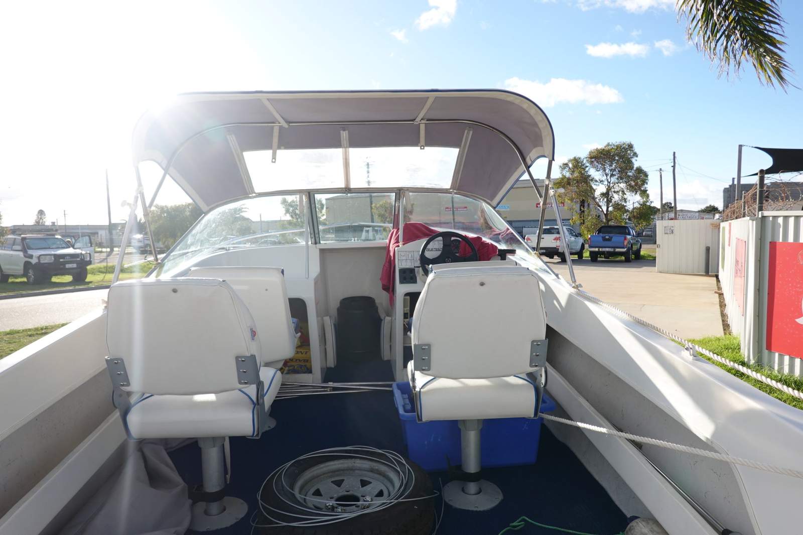 2004 FRASER 525 RUNABOUT