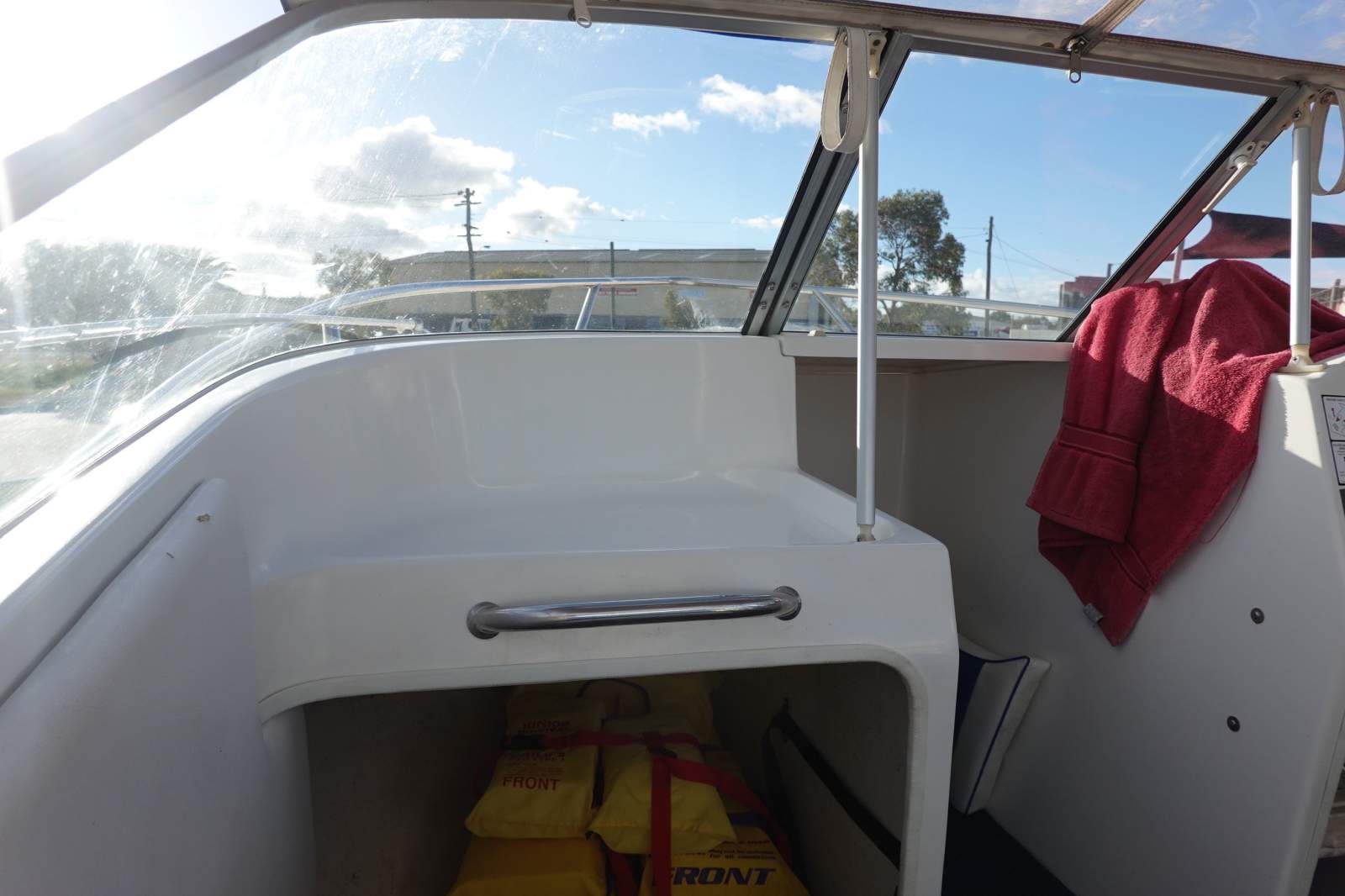2004 FRASER 525 RUNABOUT