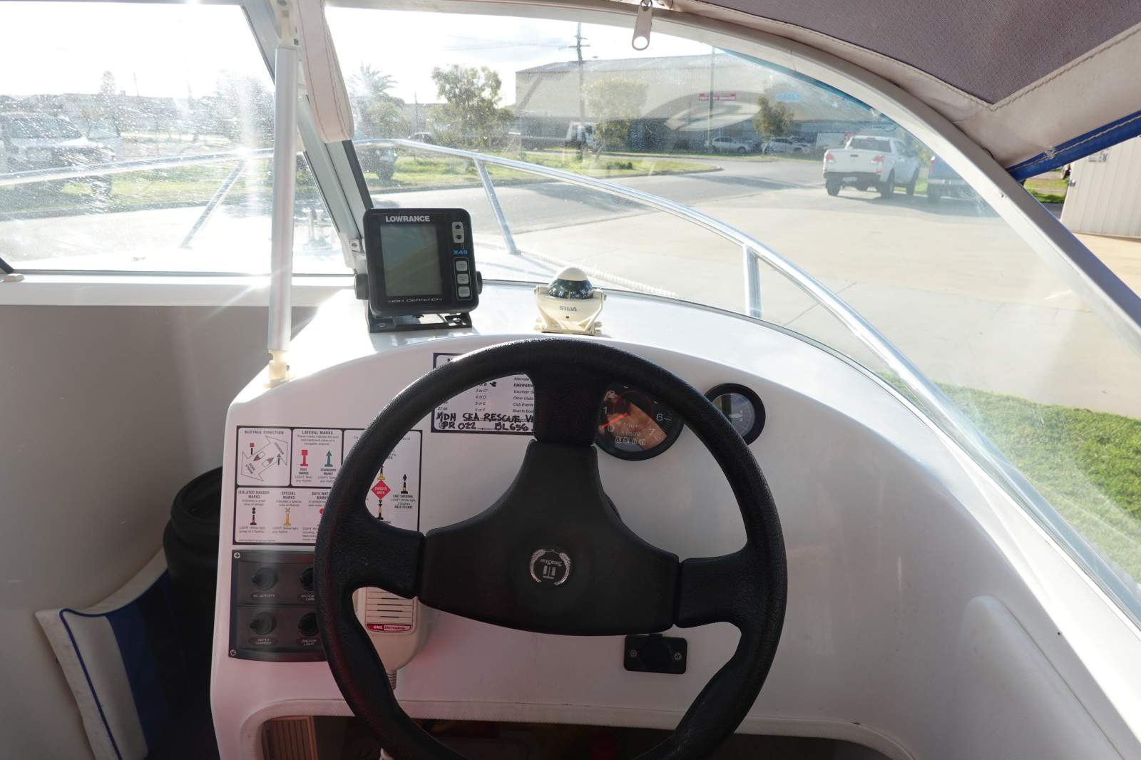 2004 FRASER 525 RUNABOUT