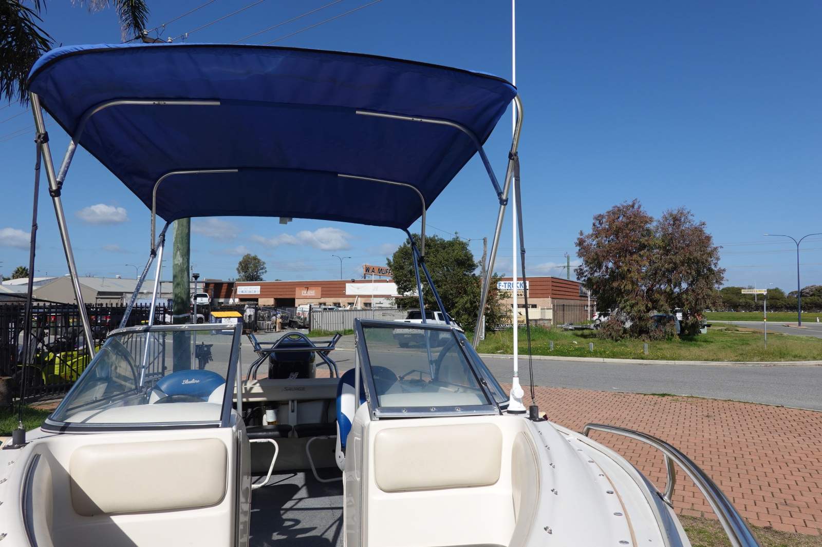 2009 SAVAGE 540 BEACHCOMBER BOWRIDER